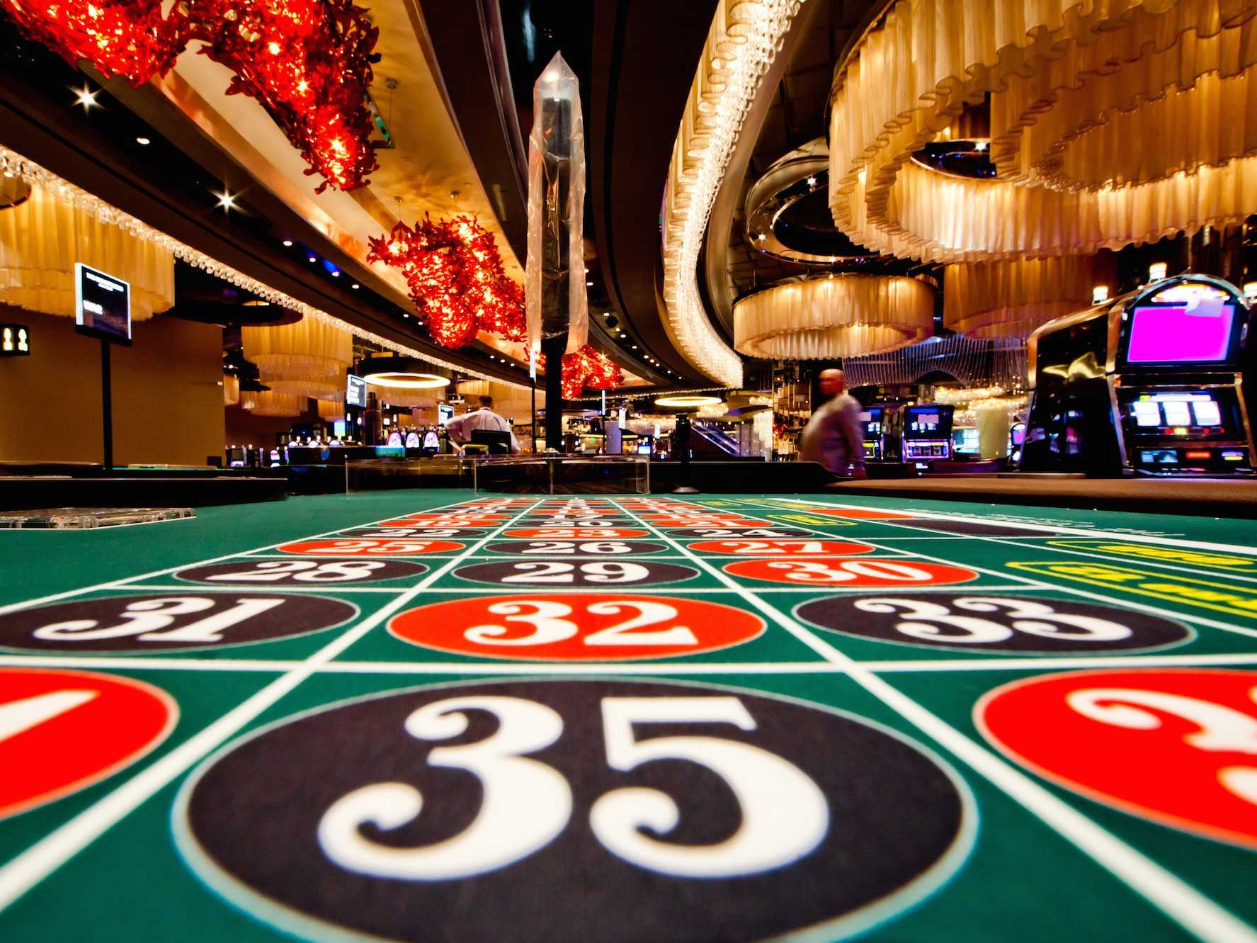 Blackjack'te çift çekme stratejileri: Vipslot'te kazanmaya odaklan.